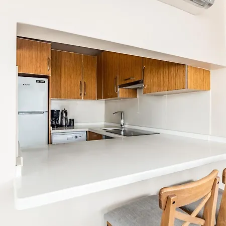 Modern And Spacious Flat In Central Sisli